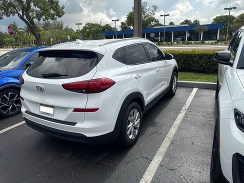Used 2020 Hyundai Tucson Value w/ Cargo Package FWD image 2