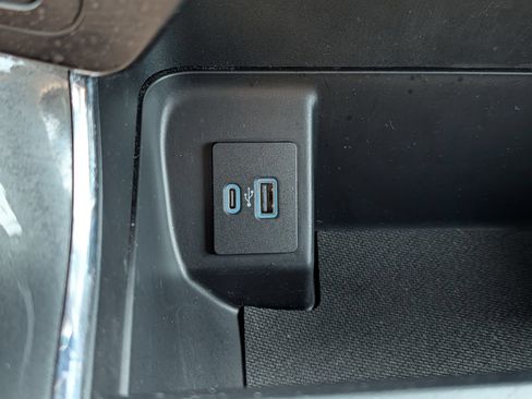 Used 2022 Ford F150 XLT w/ Equipment Group 302A High AWD/4WD image 29
