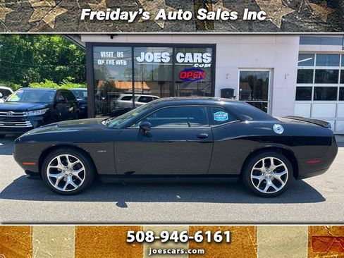 Used 2016 Dodge Challenger R/T Plus RWD image 1