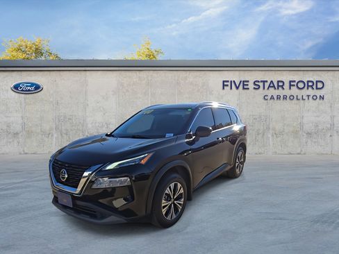 Used 2021 Nissan Rogue SV w/ Premium Package image 4