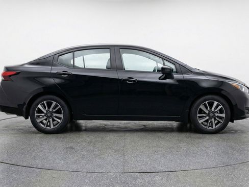Used 2025 Nissan Versa SV FWD image 11