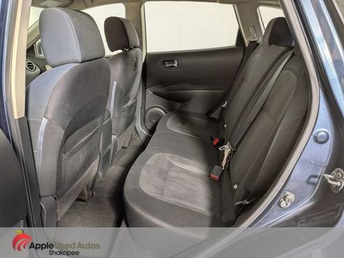 Used 2014 Nissan Rogue S w/ Convenience Package AWD/4WD image 32