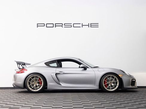 Used 2016 Porsche Cayman GT4 RWD image 8
