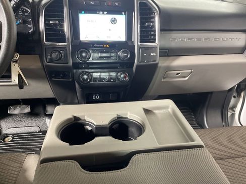 Used 2017 Ford F350 XLT w/ XLT Value Package AWD/4WD image 18