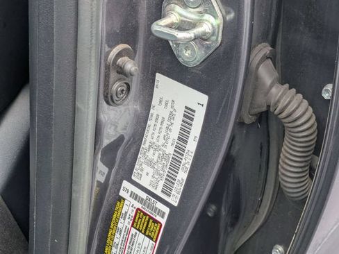 Used 2017 Toyota Tundra Platinum AWD/4WD image 38