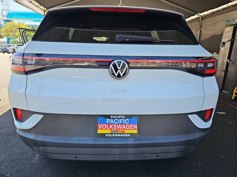 Used 2023 Volkswagen ID.4 Pro RWD image 11