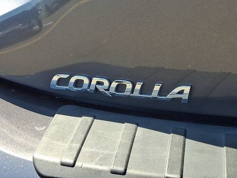 Used 2024 Toyota Corolla SE FWD image 30
