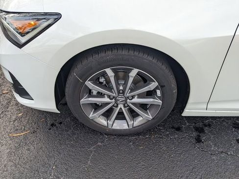 New 2025 Acura Integra image 13