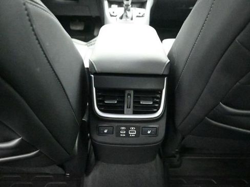 Used 2023 Subaru Outback Limited image 23