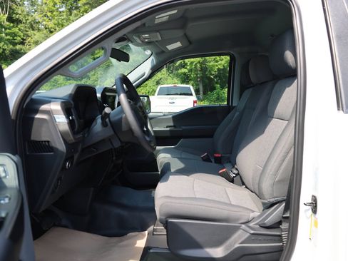 Used 2025 Ford F150 XL w/ Equipment Group 103A High AWD/4WD image 13