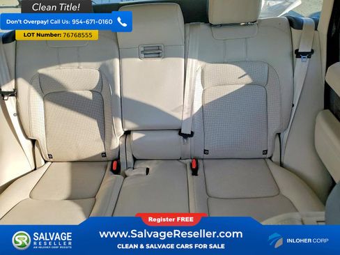Used 2018 Land Rover Range Rover HSE image 13