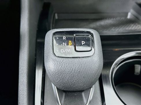 Used 2023 Nissan Rogue SV FWD image 25
