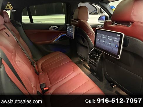 Used 2021 BMW X6 xDrive40i w/ M Sport Package image 1