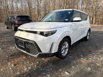 Used 2023 Kia Soul LX w/ LX Technology Package