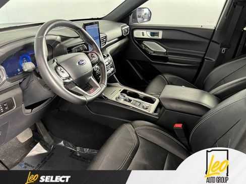 Used 2023 Ford Explorer ST w/ Equipment Group 401A AWD/4WD image 9
