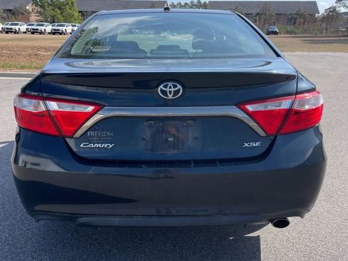 Used 2015 Toyota Camry XSE w/ Moonroof Package FWD image 7