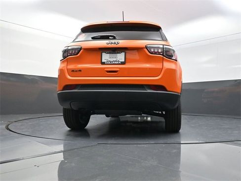 New 2026 Jeep Compass Latitude image 22