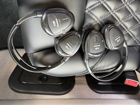 Used 2025 Chevrolet Express 2500 Extended w/ Driver Convenience Package RWD image 58