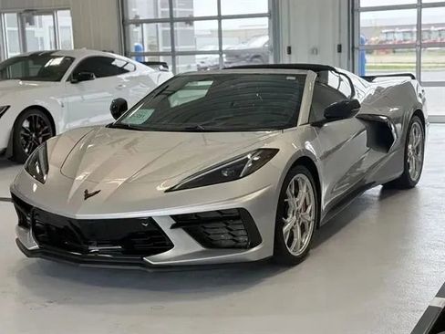 Used 2020 Chevrolet Corvette Stingray Premium Cpe w/ 3LT Preferred Equipment Group RWD image 6