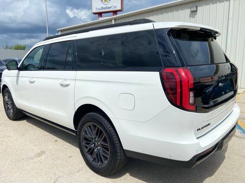 Used 2025 Ford Expedition Max Platinum w/ Stealth Performance Package AWD/4WD image 3