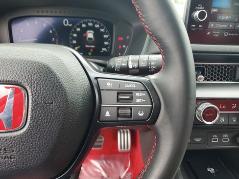 Used 2025 Honda Civic Type R image 22