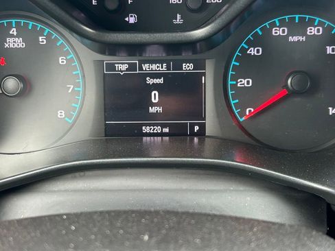 Used 2020 GMC Canyon 2WD Crew Cab w/ Convenience Package image 32