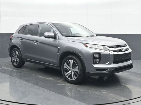 Used 2024 Mitsubishi Outlander Sport SE AWD/4WD image 9