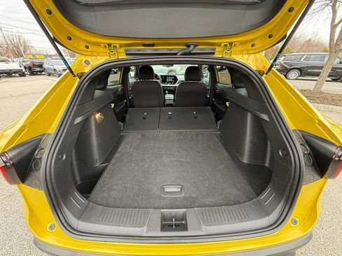 Used 2024 Chevrolet Trax RS w/ Driver Confidence Package image 28