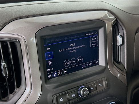 Used 2024 Chevrolet Silverado 1500 Custom image 16