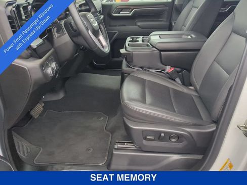 Certified 2026 GMC Sierra 1500 SLT AWD/4WD image 17