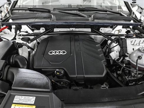 Used 2023 Audi Q5 2.0T Premium Plus w/ Premium Plus Package AWD/4WD image 24