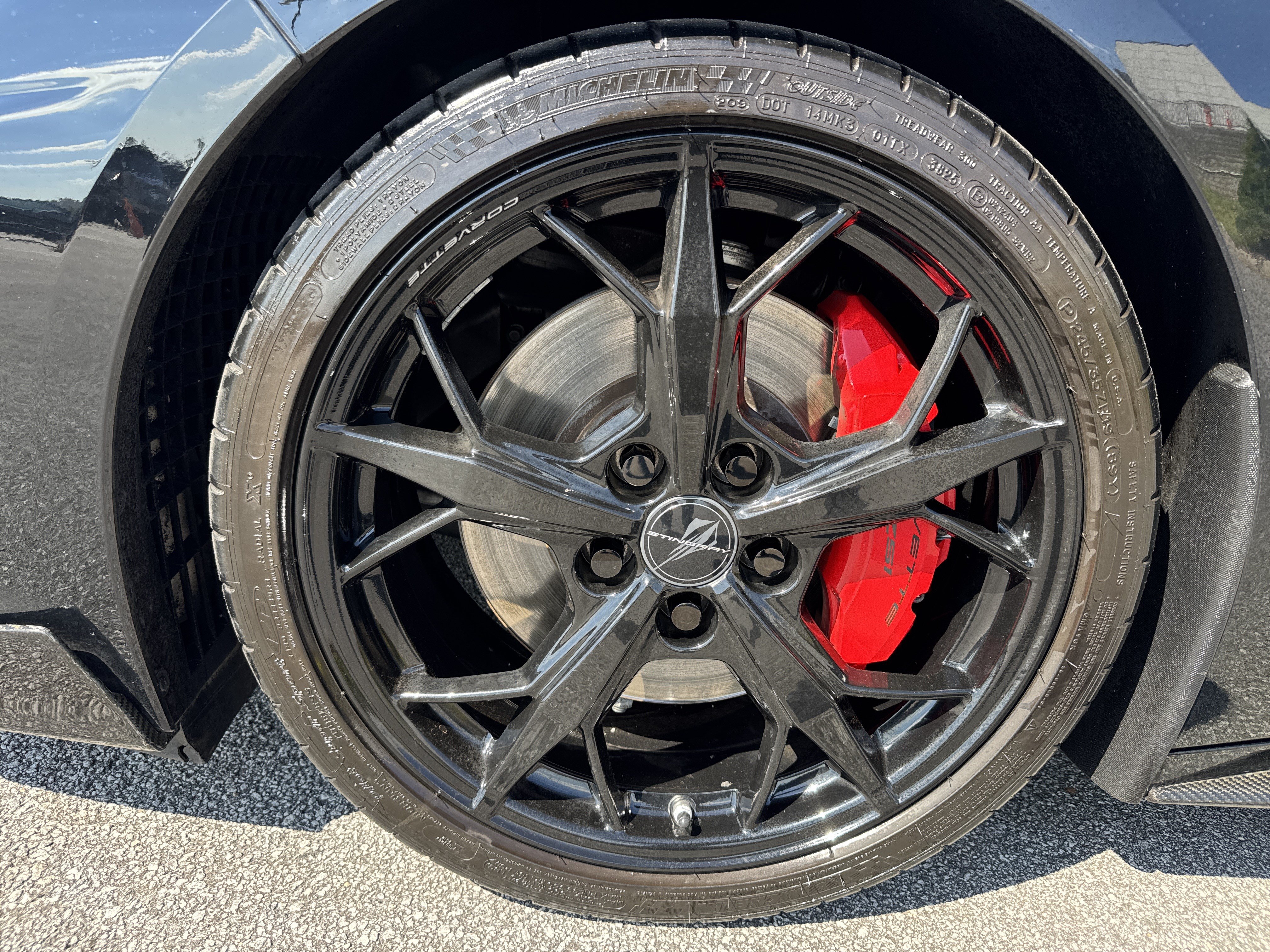 Used 2020 Chevrolet Corvette Stingray Premium Cpe w/ 3LT Preferred Equipment Group RWD image 13