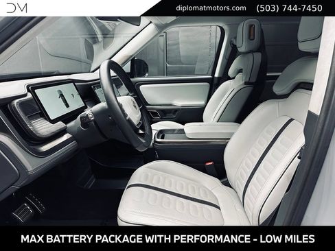 Used 2024 Rivian R1S Adventure Dual AWD/4WD image 17