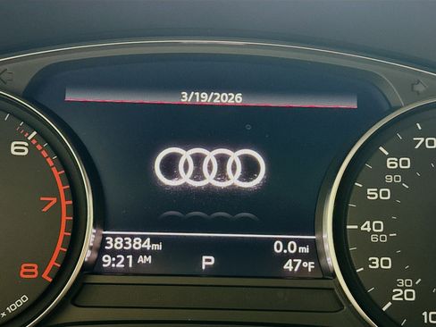 Used 2021 Audi A4 2.0T Premium w/ Convenience Package image 16