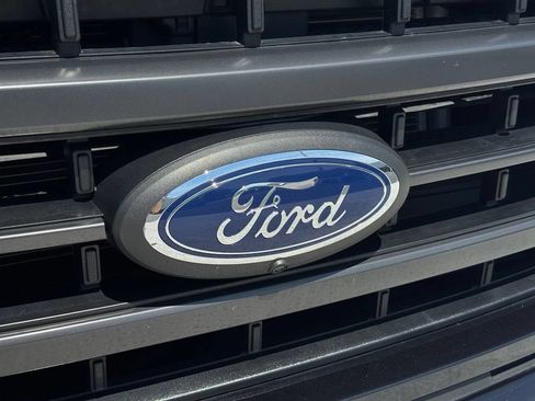Used 2023 Ford F150 Lariat w/ Equipment Group 502A High AWD/4WD image 9