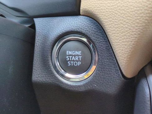 Certified 2025 Toyota RAV4 XLE image 25