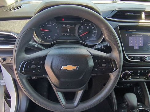 Certified 2022 Chevrolet TrailBlazer LT w/ Convenience Package AWD/4WD image 13