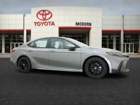 New 2026 Toyota Camry SE image 27