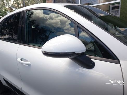 Used 2018 Porsche Macan image 13