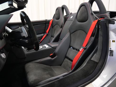Used 2009 Mercedes-Benz SLR image 22
