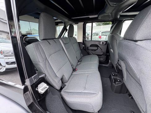 New 2026 Jeep Wrangler Unlimited Sport AWD/4WD image 19