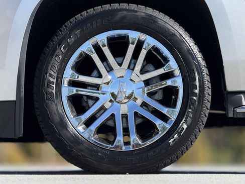 Used 2016 Cadillac Escalade 2WD image 17