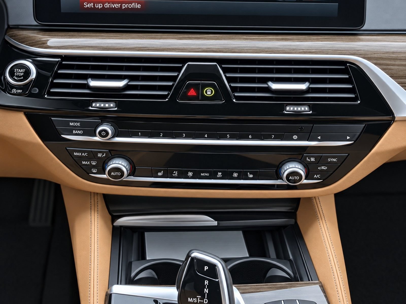 Used 2023 BMW 530i w/ M Sport Package RWD image 12