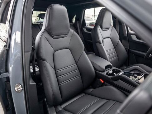 New 2026 Porsche Cayenne S AWD/4WD image 54