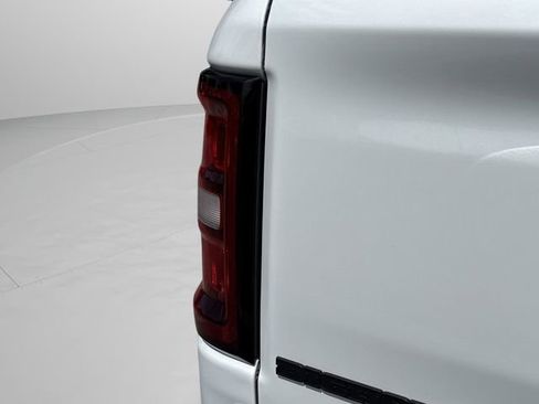 Used 2025 RAM 1500 Big Horn AWD/4WD image 39
