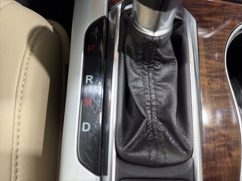 Certified 2020 Acura TLX w/ Technology Package image 38