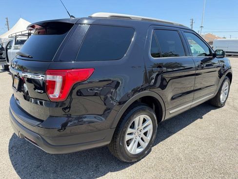 Used 2019 Ford Explorer XLT w/ Equipment Group 201A AWD/4WD image 6
