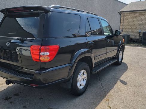 Used 2002 Toyota Sequoia SR5 w/ Preferred Pkg RWD image 7
