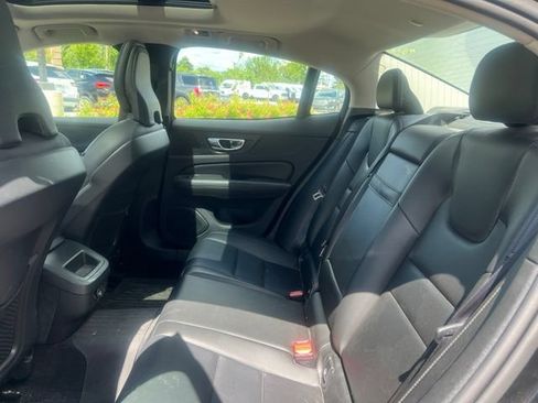 Used 2020 Volvo S60 T5 Momentum w/ Protection Package Premier FWD image 17