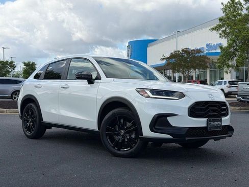 New 2026 Honda HR-V Sport image 2